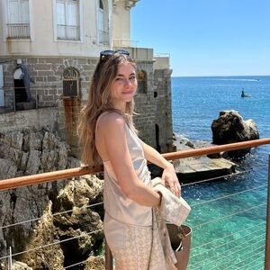 Meet your Posher, Réka